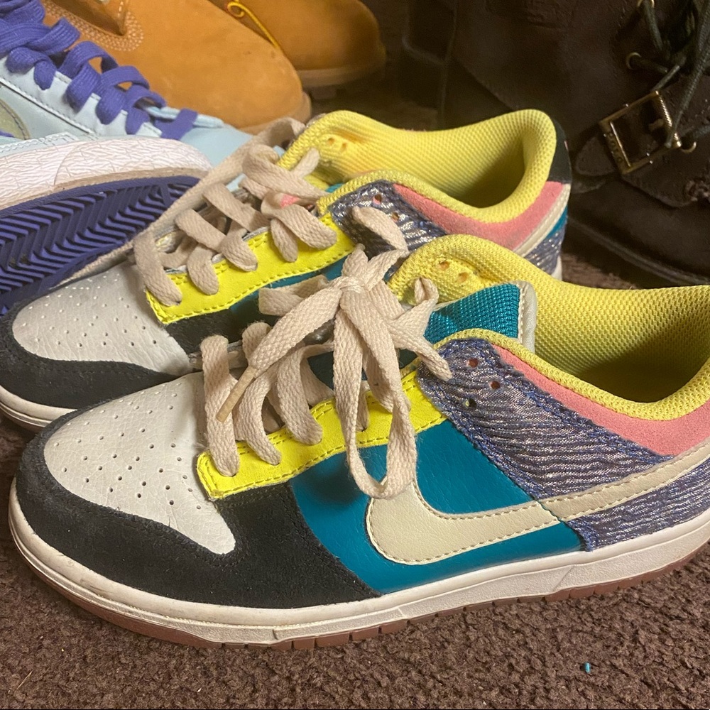 USED Nike